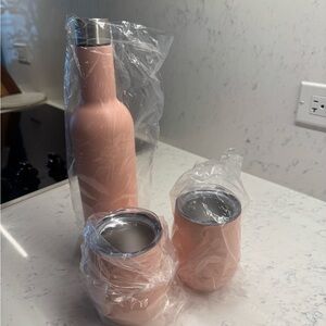 NEW thirty thermal wine wine set